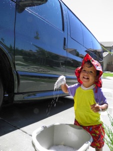 summer gio washing car v2