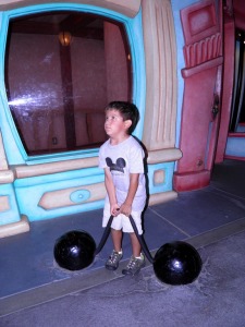 9.10.12 toon town gian and the gym